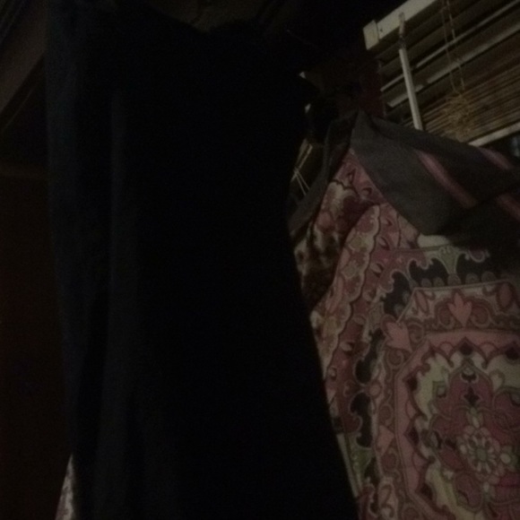 Top - Picture 3 of 3